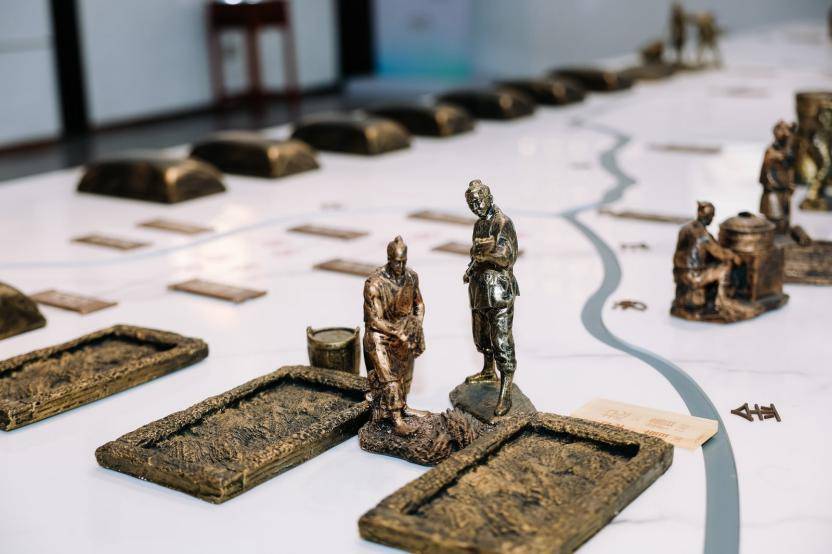 从“长江第一城”到“海丝起点”，要经过多少浪潮？