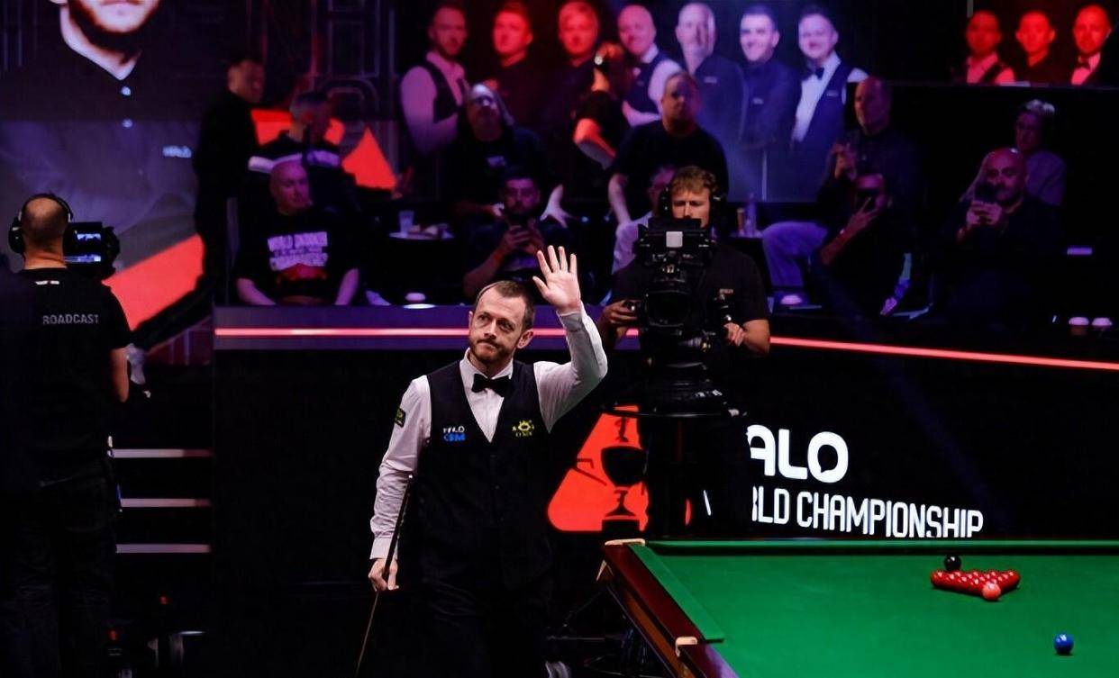 斯诺克世锦赛最新战报：首位4强出炉！全场双方轰出5杆破百，下轮或对吴宜泽